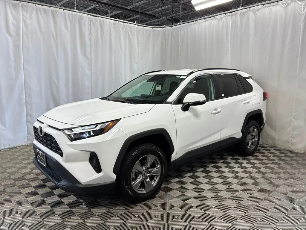 2024 Toyota RAV4