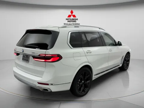 More photos of 2026 BMW X7 xDrive40i at Countryside Mitsubishi, IL