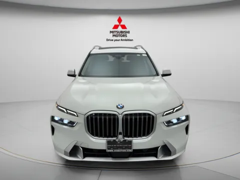 Photos of 2026 BMW X7 xDrive40i for sale in Countryside, IL at Countryside Mitsubishi