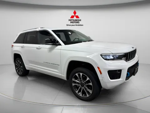 Photos of 2023 Jeep Grand Cherokee Overland 4xe for sale in Countryside, IL at Countryside Mitsubishi