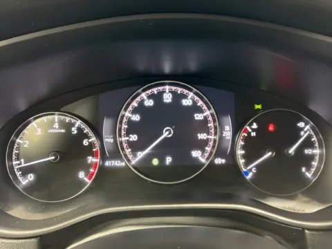 More photos of 2025 Mazda CX-50 2.5 S Preferred Package at Countryside Mitsubishi, IL