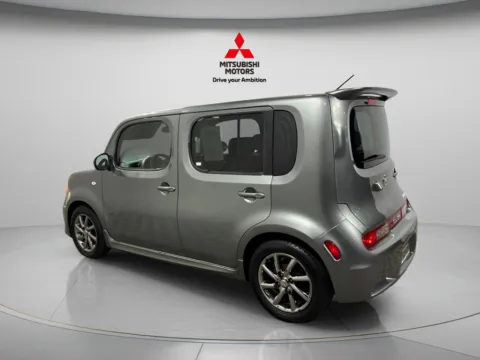 More photos of 2010 Nissan Cube 1.8 Krom at Countryside Mitsubishi, IL