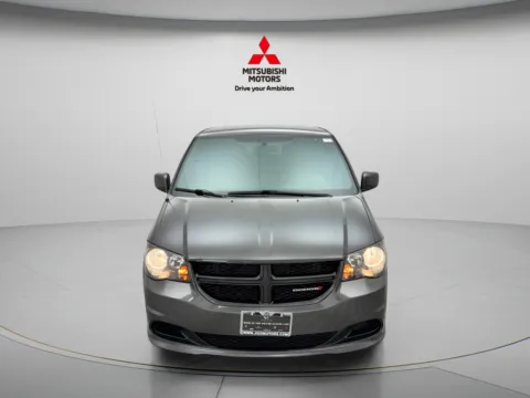 Photos of 2016 Dodge Grand Caravan SE Plus for sale in Countryside, IL at Countryside Mitsubishi
