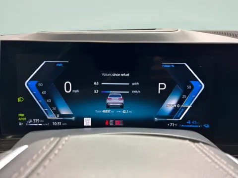 More photos of 2025 BMW X5 xDrive50e at Countryside Mitsubishi, IL