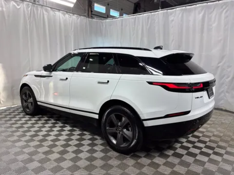 More photos of 2025 Land Rover Range Rover Velar Dynamic SE at Countryside Mitsubishi, IL
