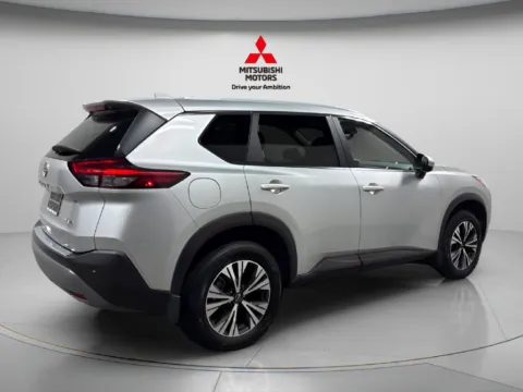 Another view of 2023 Nissan Rogue SV for sale in Countryside, IL at Countryside Mitsubishi