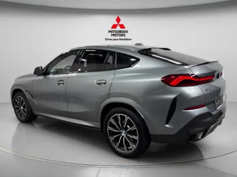 More photos of 2026 BMW X6 xDrive40i at Countryside Mitsubishi, IL