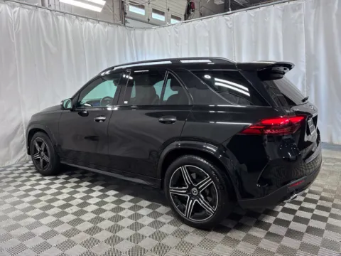 More photos of 2025 Mercedes-Benz GLE 350 at Countryside Mitsubishi, IL