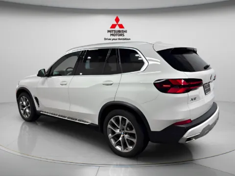 More photos of 2026 BMW X5 xDrive40i at Countryside Mitsubishi, IL