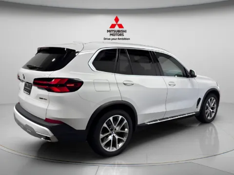 Another view of 2026 BMW X5 xDrive40i for sale in Countryside, IL at Countryside Mitsubishi