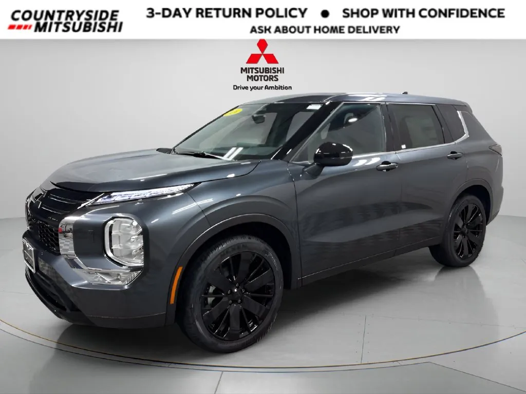2026 Mitsubishi Outlander LE