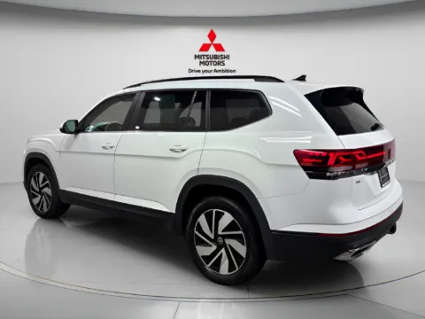 More photos of 2025 Volkswagen Atlas 2.0T SE w/Technology at Countryside Mitsubishi, IL