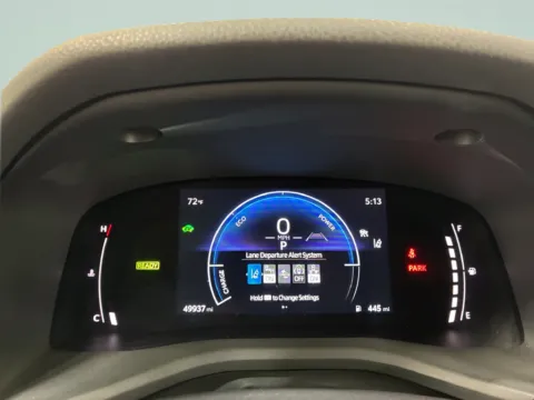 More photos of 2025 Toyota Camry LE at Countryside Mitsubishi, IL