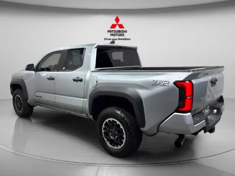 More photos of 2025 Toyota Tacoma TRD Off-Road at Countryside Mitsubishi, IL