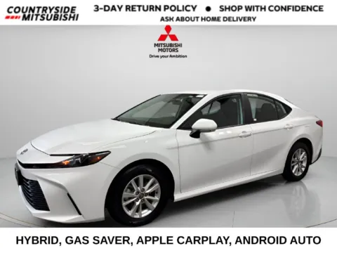 White 2025 Toyota Camry LE for sale in Countryside, IL