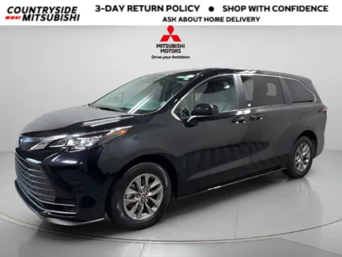 Black 2025 Toyota Sienna LE for sale in Countryside, IL