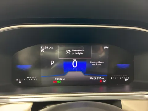 More photos of 2025 Volkswagen Taos 1.5T SE at Countryside Mitsubishi, IL