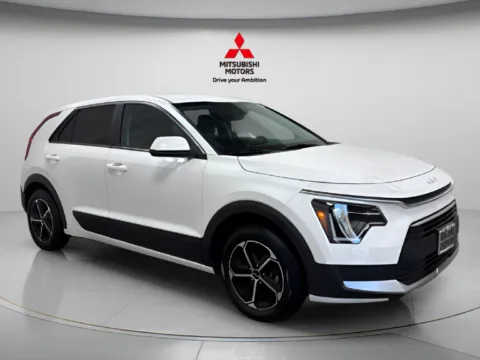 Photos of 2025 Kia Niro LX for sale in Countryside, IL at Countryside Mitsubishi