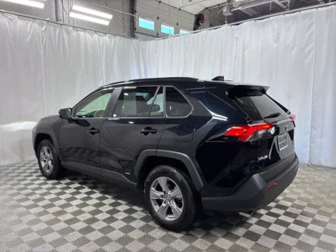 More photos of 2025 Toyota RAV4 Hybrid LE at Countryside Mitsubishi, IL