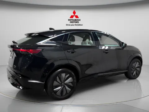Another view of 2024 Nissan Ariya ENGAGE e-4ORCE for sale in Countryside, IL at Countryside Mitsubishi