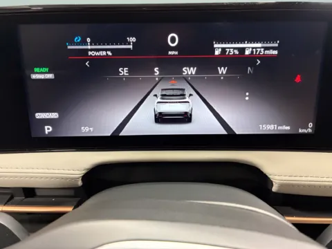 More photos of 2024 Nissan Ariya ENGAGE e-4ORCE at Countryside Mitsubishi, IL