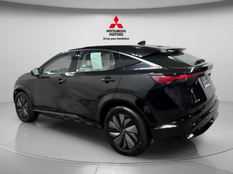 More photos of 2024 Nissan Ariya ENGAGE e-4ORCE at Countryside Mitsubishi, IL
