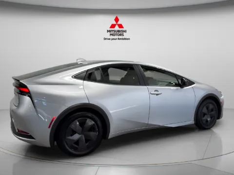 Another view of 2025 Toyota Prius LE for sale in Countryside, IL at Countryside Mitsubishi