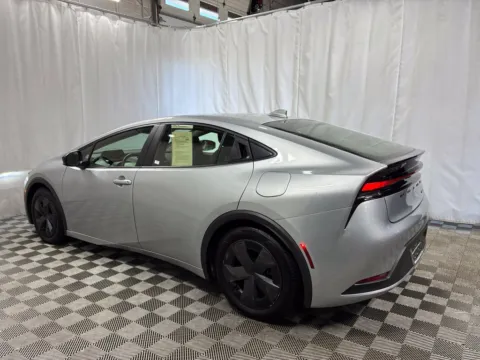 More photos of 2025 Toyota Prius LE at Countryside Mitsubishi, IL