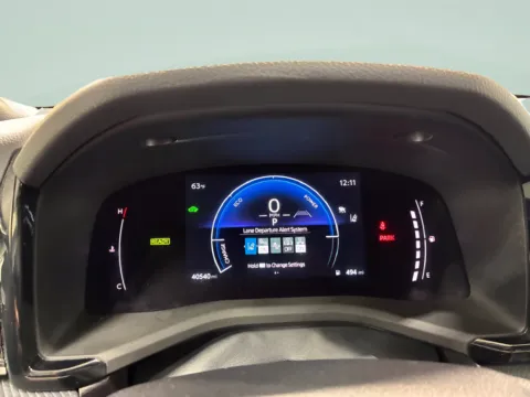 More photos of 2025 Toyota Camry SE at Countryside Mitsubishi, IL