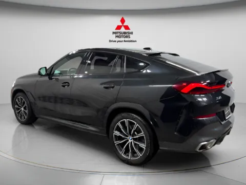 More photos of 2026 BMW X6 xDrive40i at Countryside Mitsubishi, IL