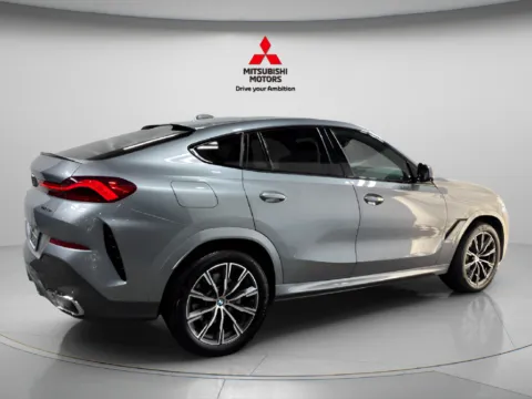Another view of 2026 BMW X6 xDrive40i for sale in Countryside, IL at Countryside Mitsubishi