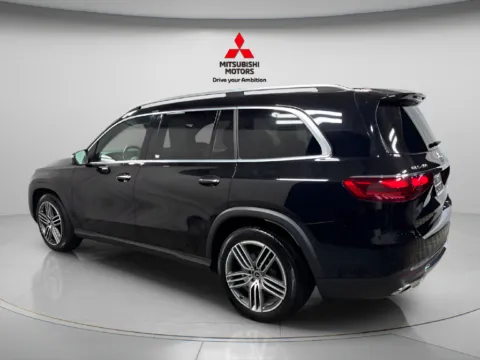 More photos of 2025 Mercedes-Benz GLS 450 at Countryside Mitsubishi, IL