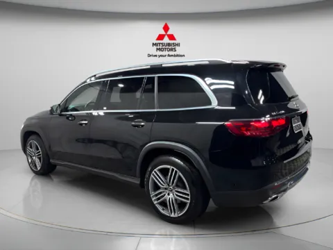 More photos of 2025 Mercedes-Benz GLS 450 at Countryside Mitsubishi, IL
