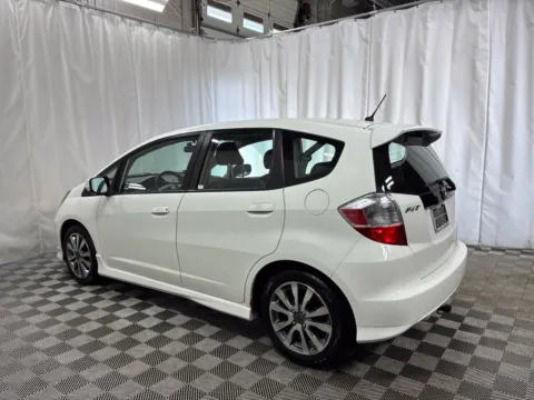 More photos of 2013 Honda Fit Sport at Countryside Mitsubishi, IL