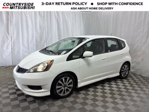 White 2013 Honda Fit Sport for sale in Countryside, IL