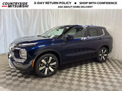 Blue 2027 Mitsubishi Outlander SE for sale in Countryside, IL