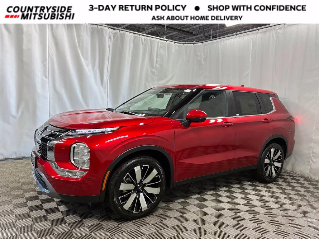 2027 Mitsubishi Outlander SE