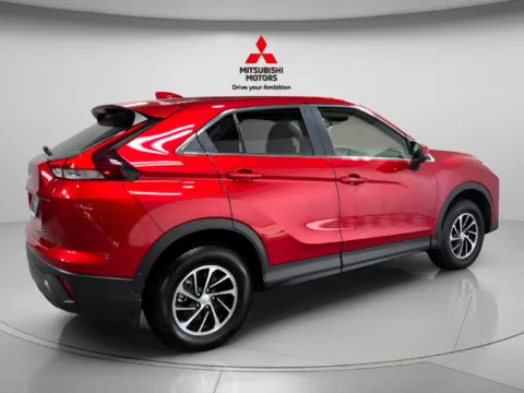 More photos of 2025 Mitsubishi Eclipse Cross ES at Countryside Mitsubishi, IL