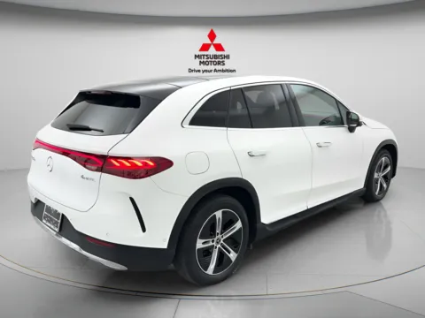 More photos of 2023 Mercedes-Benz EQE 350 SUV at Jidd Motors Mitsubishi, IL