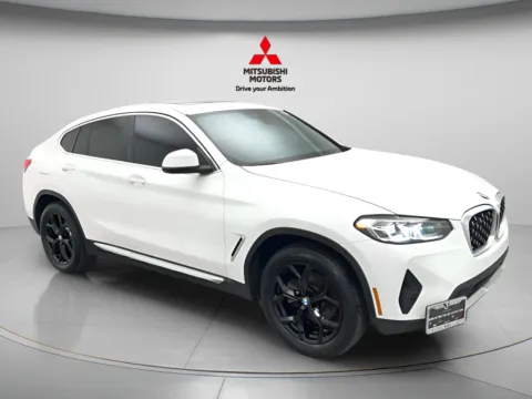 Another view of 2024 BMW X4 xDrive30i for sale in Des Plaines, IL at Jidd Motors Mitsubishi
