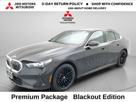Black 2025 BMW 5 Series 530i xDrive for sale in Des Plaines, IL
