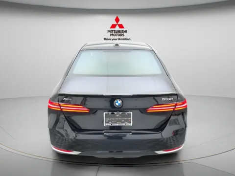 More photos of 2025 BMW 5 Series 530i xDrive at Jidd Motors Mitsubishi, IL