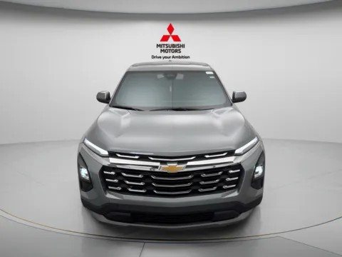 Photos of 2026 Chevrolet Equinox LT for sale in Des Plaines, IL at Jidd Motors Mitsubishi