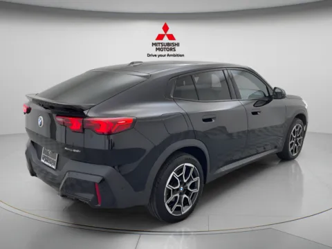 More photos of 2025 BMW X2 xDrive28i at Jidd Motors Mitsubishi, IL