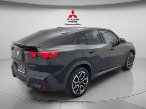 More photos of 2025 BMW X2 xDrive28i at Jidd Motors Mitsubishi, IL