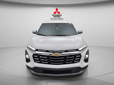 Photos of 2026 Chevrolet Equinox LT for sale in Des Plaines, IL at Jidd Motors Mitsubishi