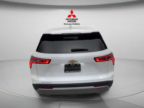 More photos of 2026 Chevrolet Equinox LT at Jidd Motors Mitsubishi, IL