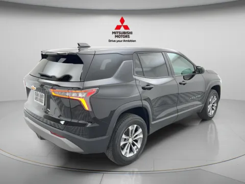 More photos of 2026 Chevrolet Equinox LT at Jidd Motors Mitsubishi, IL