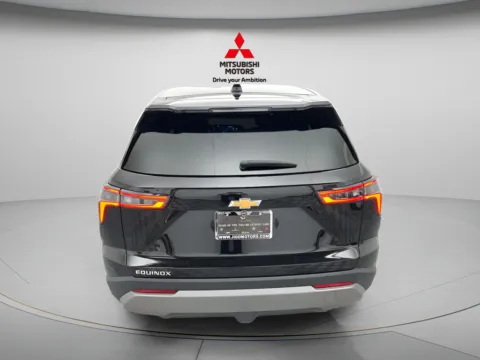 More photos of 2026 Chevrolet Equinox LT at Jidd Motors Mitsubishi, IL