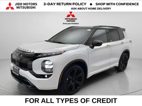White 2026 Mitsubishi Outlander Black Edition for sale in Des Plaines, IL